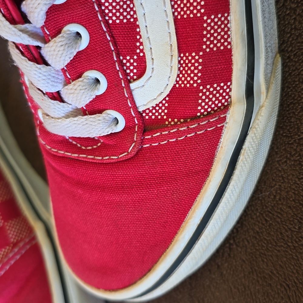 Red checkered vans - Picture 5 of 7